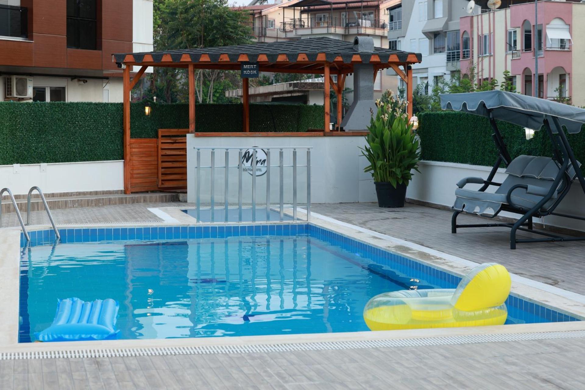 Mira Hotel Antalya Bagian luar foto